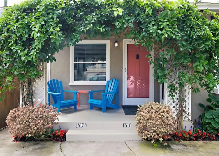 Cozy Beach Bungalow